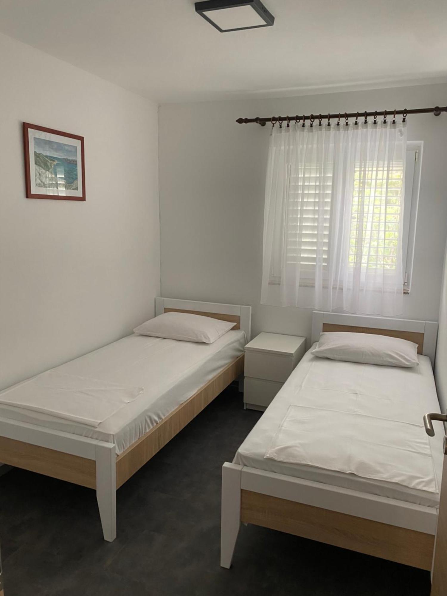 Apartmani Pozega Pag Town Eksteriør billede